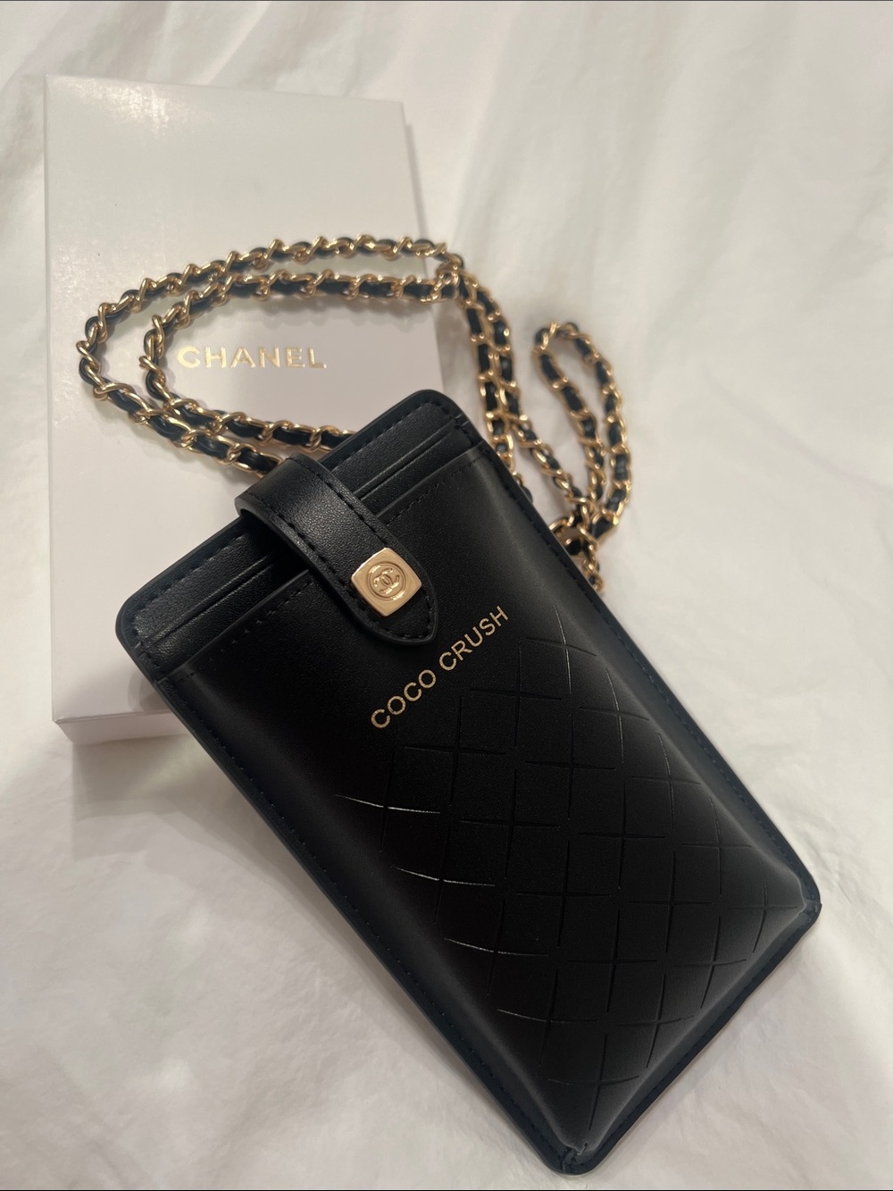 CHANEL Black Coco Crush Quilted Leather Phone Case with Gold Chain - Picture 2 of 5